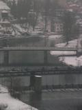 09 : 16