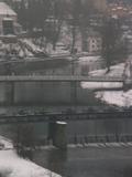 09 : 12