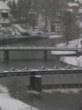09 : 20