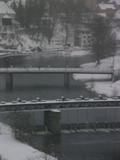 08 : 40
