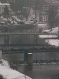 08 : 52