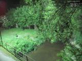 22 : 56