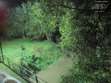 22 : 56