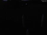 03 : 04