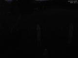 23 : 00