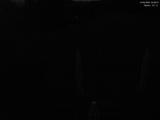 03 : 00