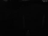 03 : 32