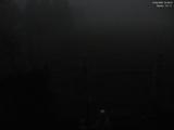 04 : 32