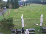 18 : 00
