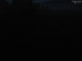 03 : 00