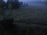 03 : 32