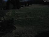 03 : 00