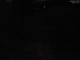 23 : 08