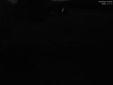 03 : 32