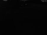 21 : 08