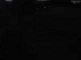22 : 04