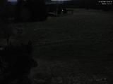 02 : 00