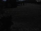 02 : 04