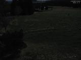 03 : 32