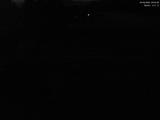 23 : 04