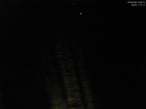 03 : 00