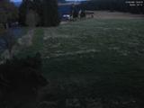 19 : 56
