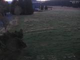 06 : 00