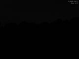 03 : 32