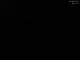 23 : 08