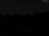 23 : 04