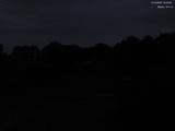 19 : 00