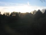 19 : 44