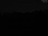 22 : 08