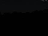 04 : 00