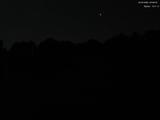 23 : 08