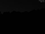 03 : 00