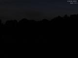 23 : 00