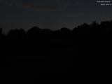 23 : 00