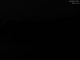 01 : 00
