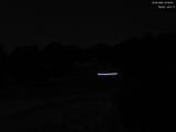 03 : 32