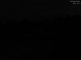 03 : 00