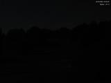 23 : 04
