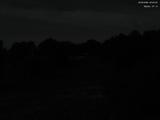 22 : 04