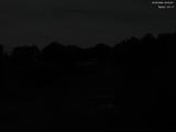 23 : 04