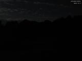 03 : 00