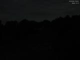 21 : 00