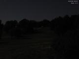 02 : 00