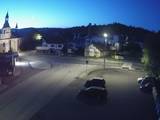 04 : 00