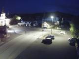 22 : 04