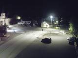02 : 00